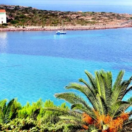 Nuova. A Due Passi Dal Mare E Dal Centro Holiday home Calasetta